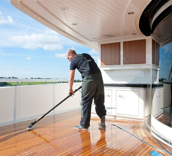 Υπηρεσίες Καθαρισμού σκαφών - Αθήνα - Kapos Services